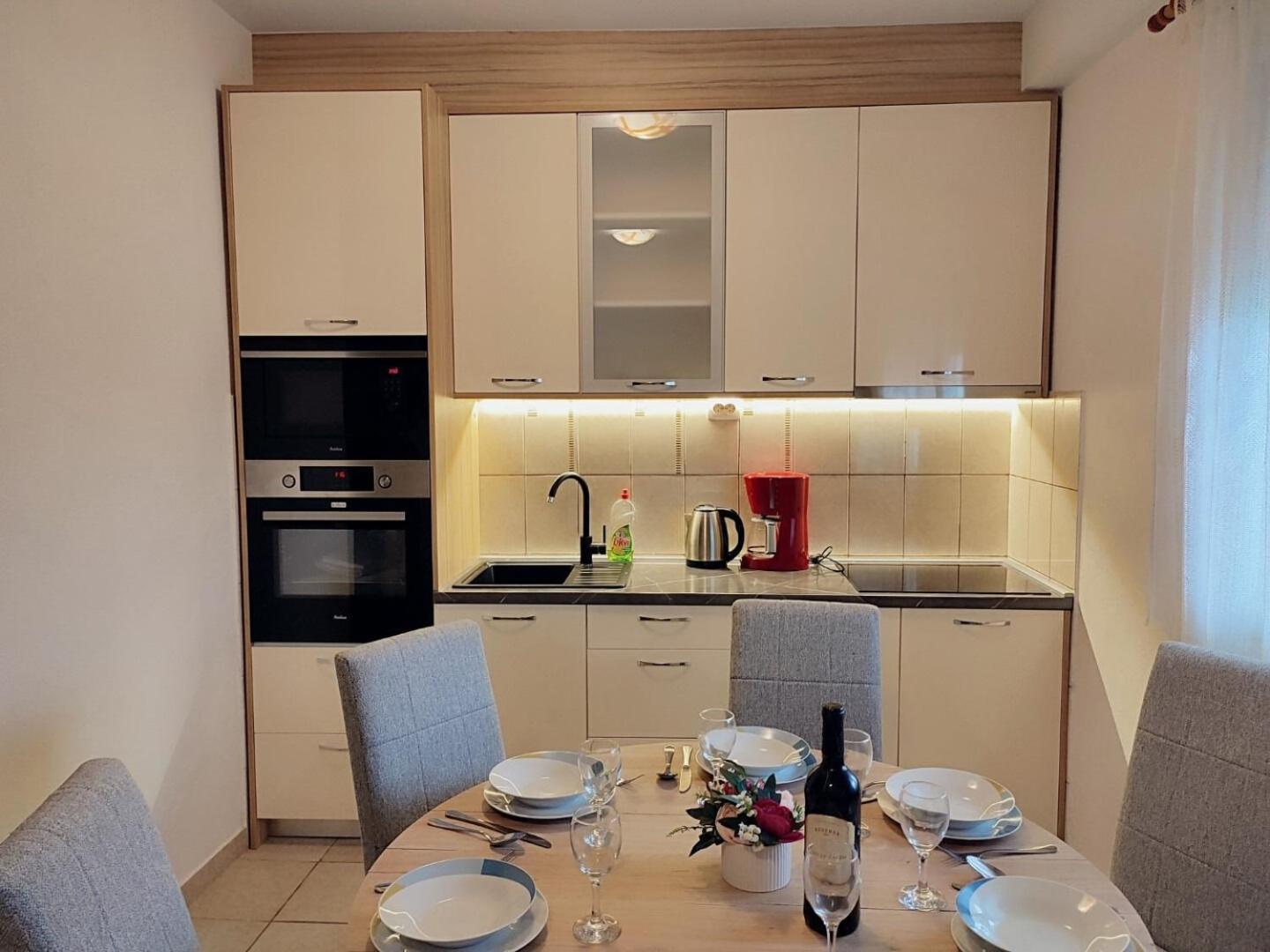 Apartment Slaven Vinišće エクステリア 写真