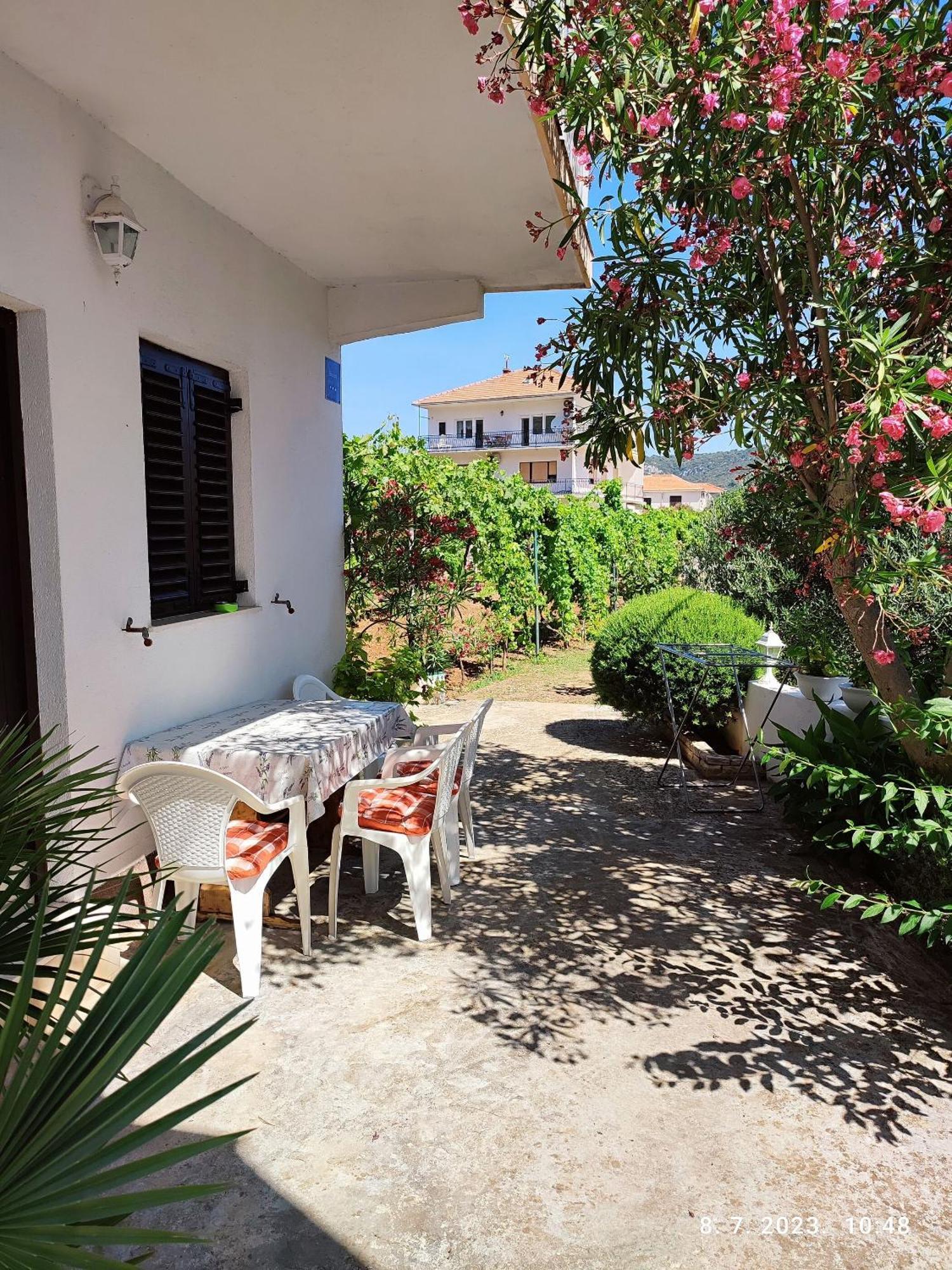 Apartment Slaven Vinišće エクステリア 写真